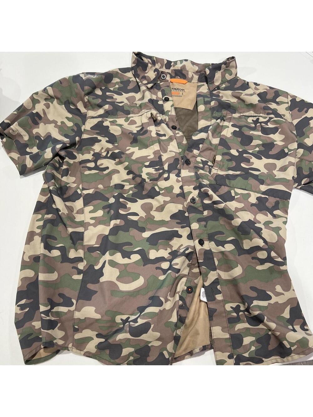 Magellan Outdoors Men’s Large Hunt Gear Button Up Shirt Light Weight Vented